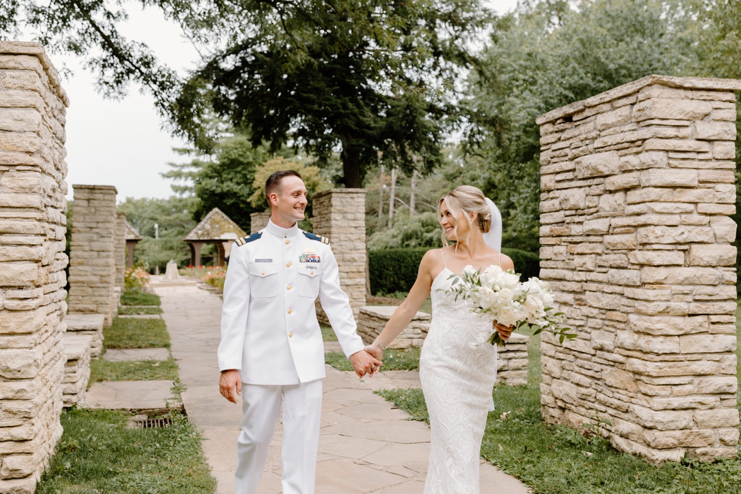 Des Moines Iowa Wedding at Willow on Grand | Iowa Wedding Photographer